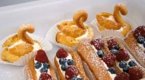 Cream puff swans just for you, dear reader.